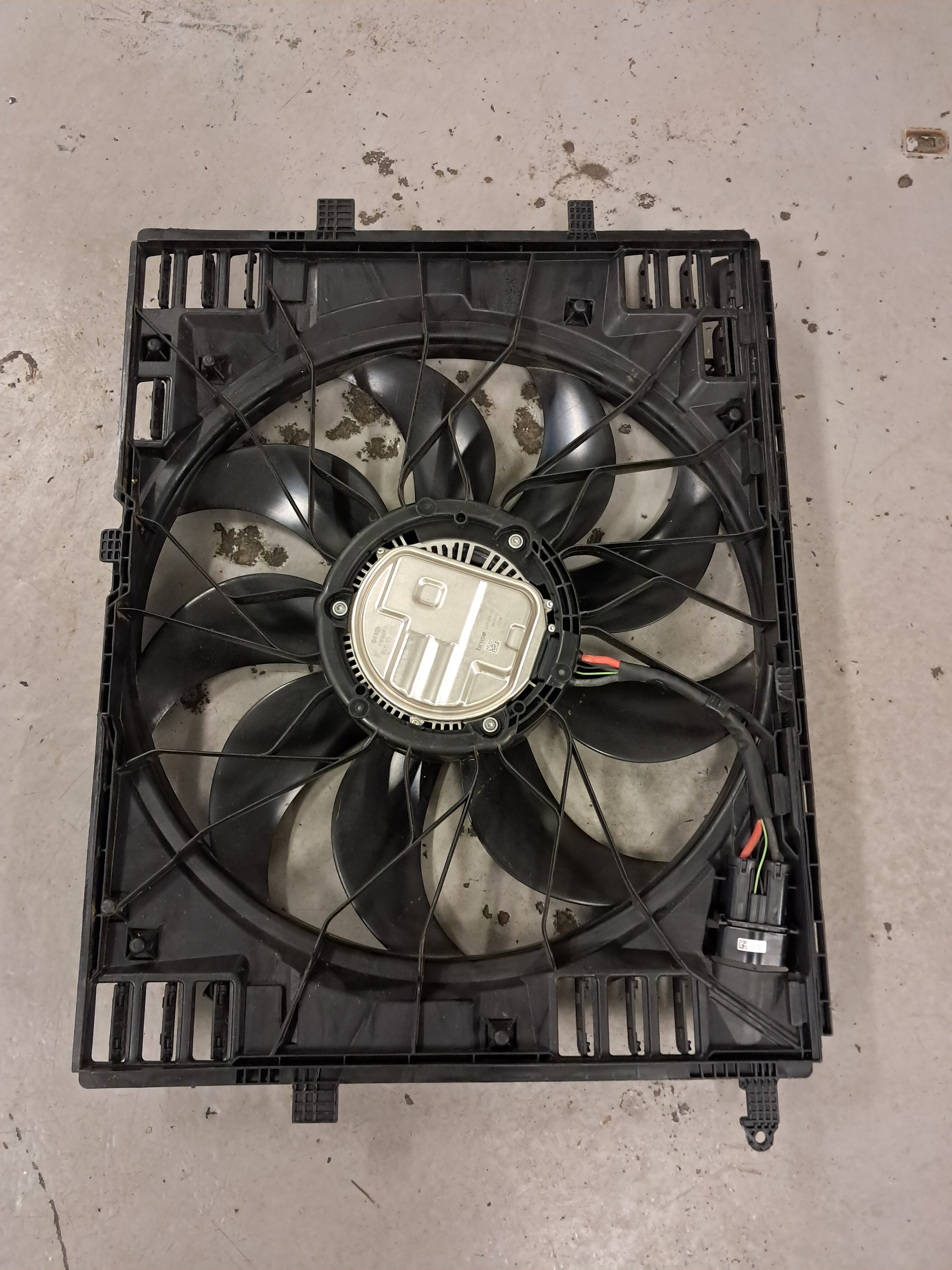 Mercedes-Benz E Class W213 Radiator Fan