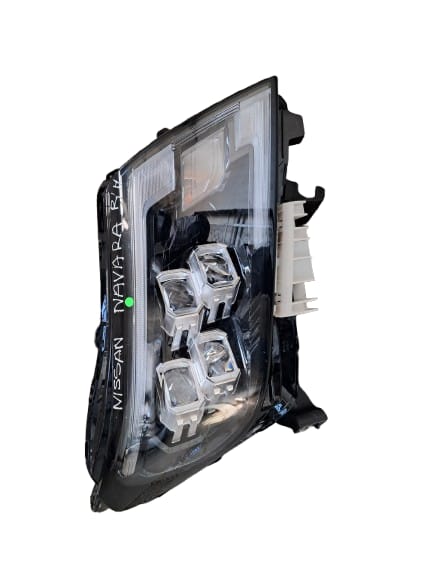 Nissan Navara Headlight RH